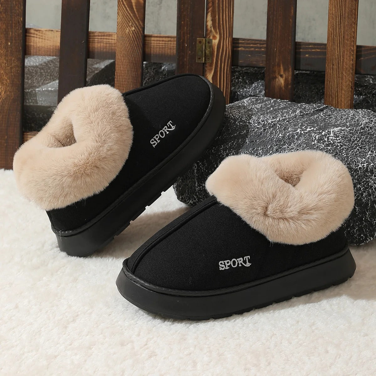 Chinelo com isolamento térmico antiderrapante