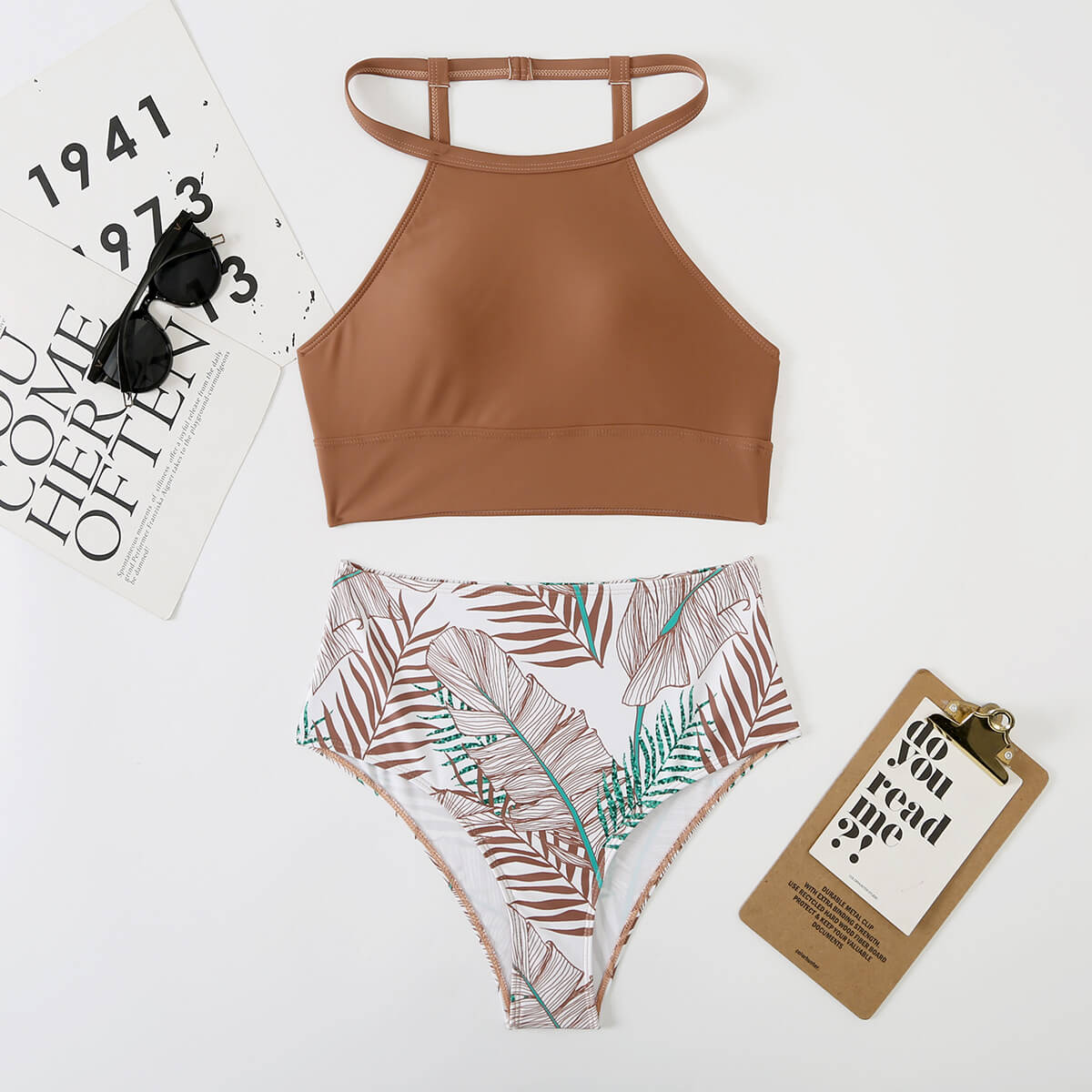 Biquíni Top Decote Alto e Tanga Hot Pant